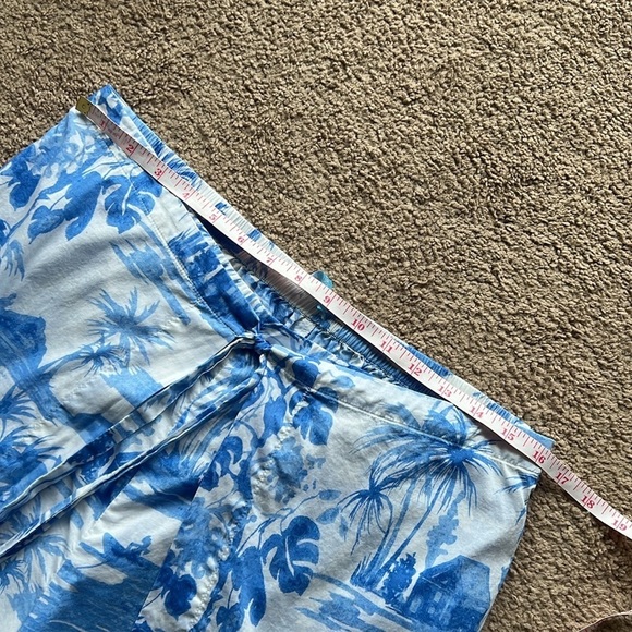 J. McLaughlin Eugene Pant in Blue Villa Palm with Overlapping Front Wrap Panels - Picture 7 of 8